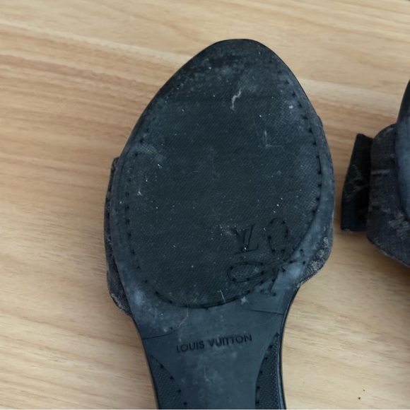 LOUIS VUITTON sz 7 37 Black Denim Bow Flats Sandals - Picture 10 of 14